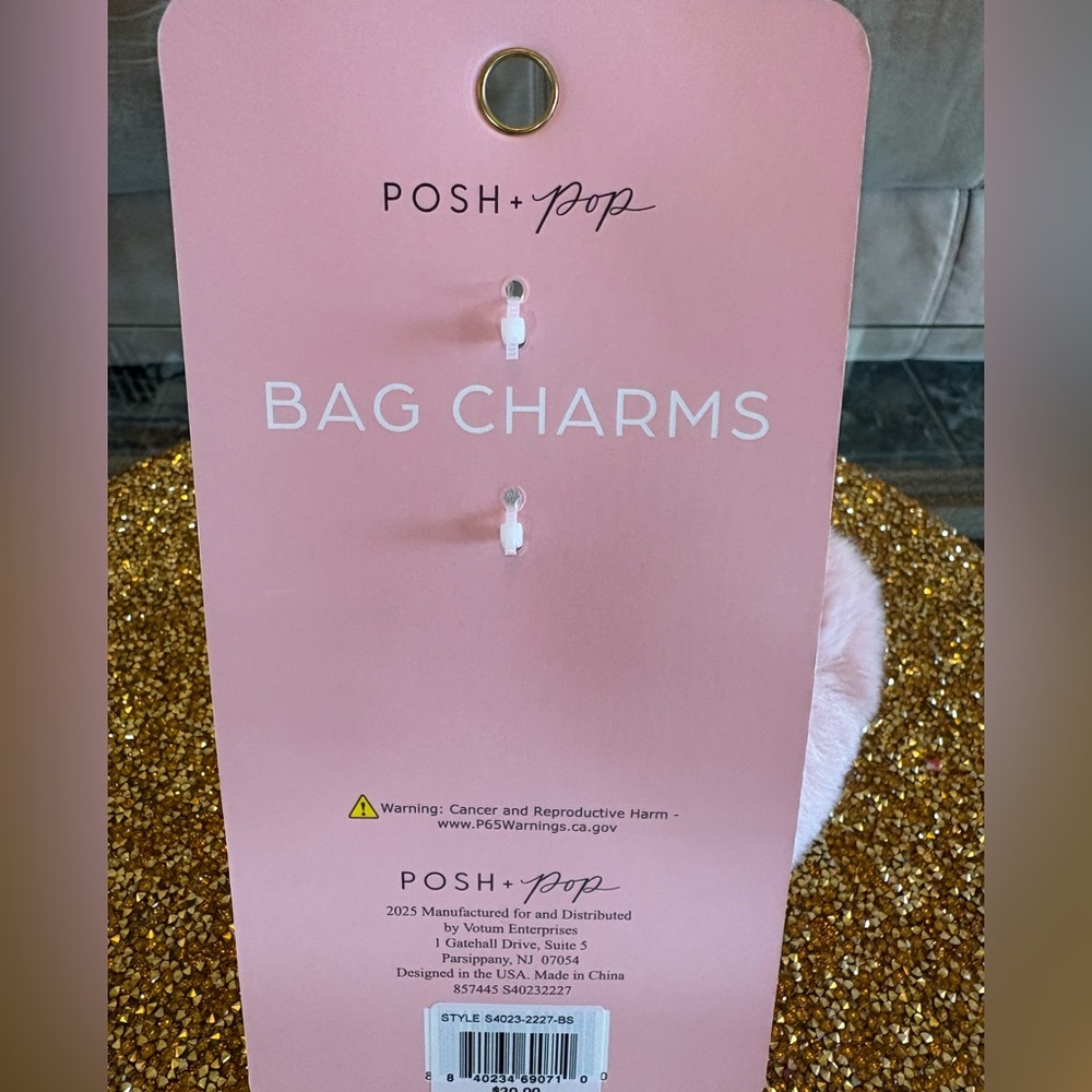 Posh + Pop NWT Pink Mini Handbag Key & Card Holder with Faux Fur Pom Charms - Picture 4 of 6